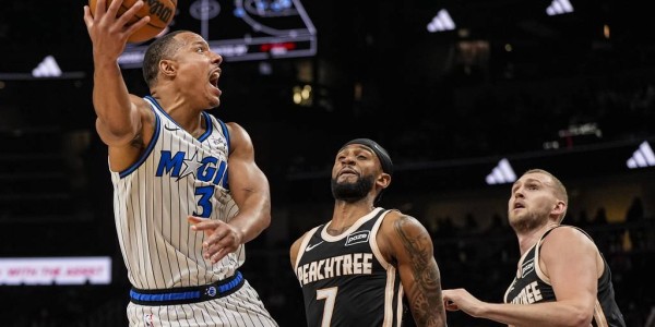 沃克41分约翰逊24+15+13 老鹰力克魔术迎10连胜