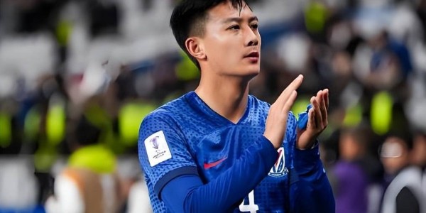 蒋圣龙官宣留洋加盟德甲多特蒙德，俱乐部为此收到600万欧元转会费，却被辟谣