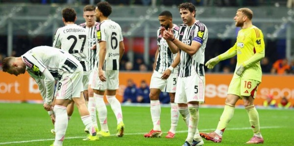 绝杀+红牌+乌龙！尤文2-3国米悲情夜：锋线瘫痪斯帕莱蒂无解，争冠梦碎欧冠渐行渐远