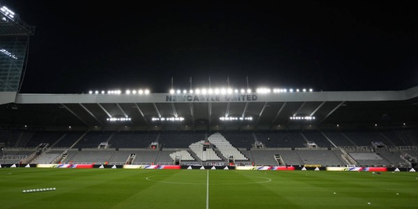 欧冠席位争夺战：卡里克谨慎掌舵，曼联能否稳固前四？