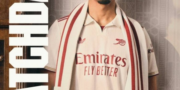 枪魔大战！阿森纳社媒发布客战曼联海报：萨利巴单人出镜